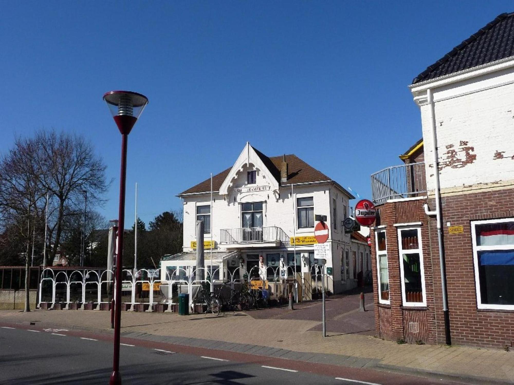 Fantastic Bungalow On Texel De Cocksdorp  Exterior photo
